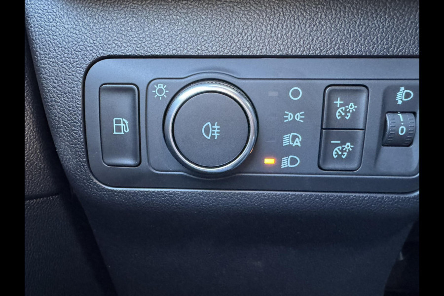 Ford Kuga 2.5 PHEV ST-Line 243pk | Nieuw Model! | Wegklapbare trekhaak | Winter Pack | 2.100kg Trekgewicht