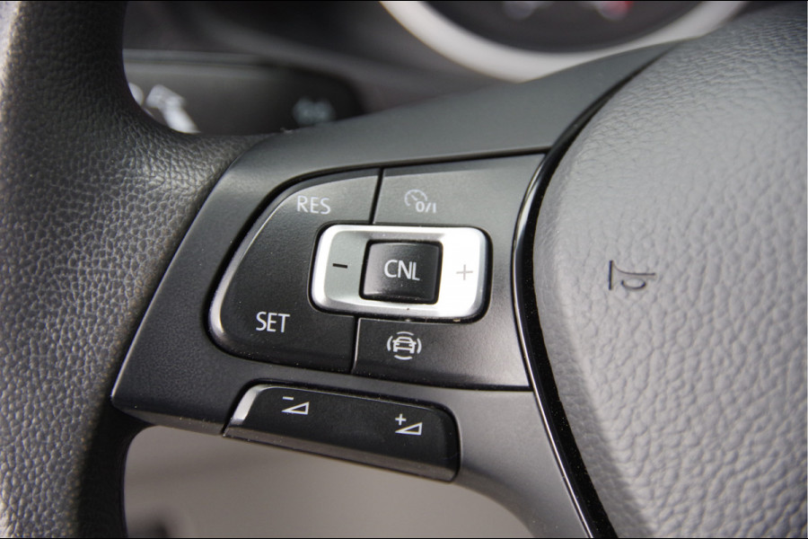 Volkswagen Crafter 35 2.0 TDI L3H2(L2H1) 3-ZITS, 140PK AUT. STANDKACHEL, GEV. ERGO COMFORT STOEL, CRUISE, NAVI, AIRCO