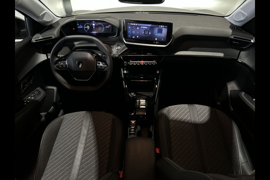 Peugeot e-208 EV Allure 50 kWh Warmtepomp | 3-fase lader | Apple carplay | SOH 99,9%