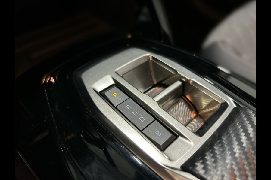 Peugeot e-208 EV Allure 50 kWh Warmtepomp | 3-fase lader | Apple carplay | SOH 99,9%