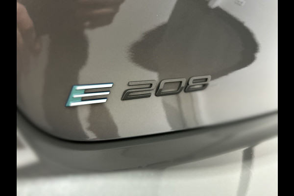 Peugeot e-208 EV Allure 50 kWh Warmtepomp | 3-fase lader | Apple carplay | SOH 99,9%