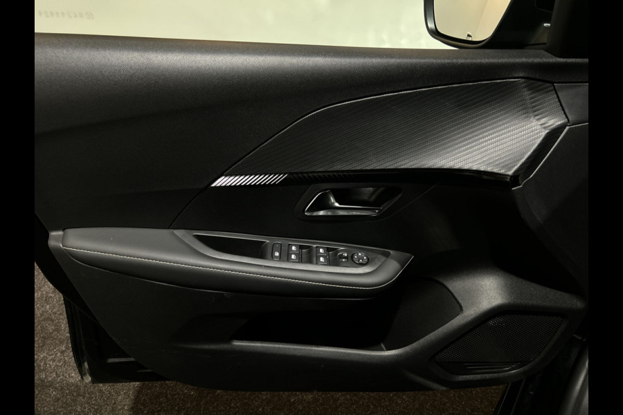 Peugeot e-208 EV Allure 50 kWh Warmtepomp | 3-fase lader | navigatie | achteruitrijcamera | SOH 99%