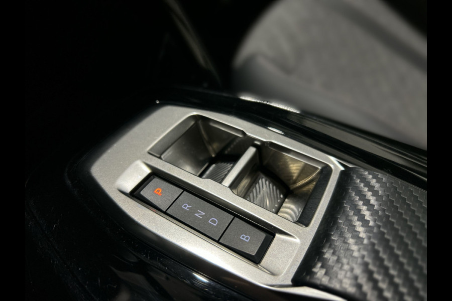 Peugeot e-208 EV Allure 50 kWh Warmtepomp | 3-fase lader | navigatie | achteruitrijcamera | SOH 99%