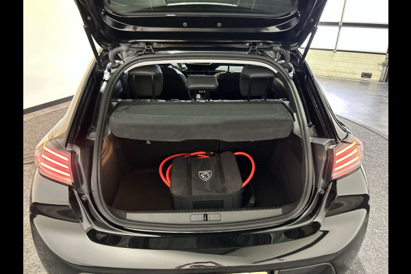 Peugeot e-208 EV Allure 50 kWh Warmtepomp | 3-fase lader | navigatie | achteruitrijcamera | SOH 99%