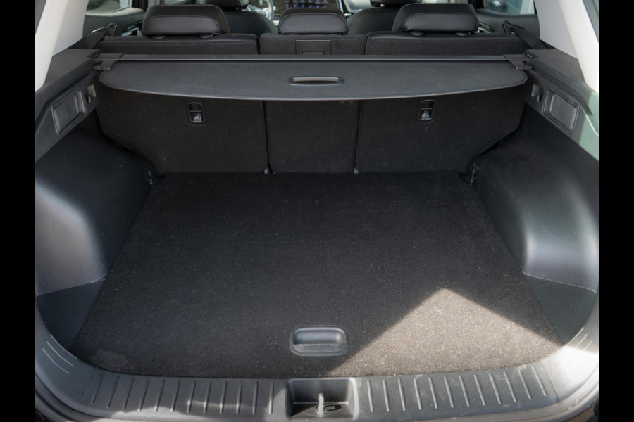 Kia Sportage 1.6 T-GDi Hybrid DynamicPlusLine | Navigatie | Stoel en stuurverwarming | Schuifkanteldak |