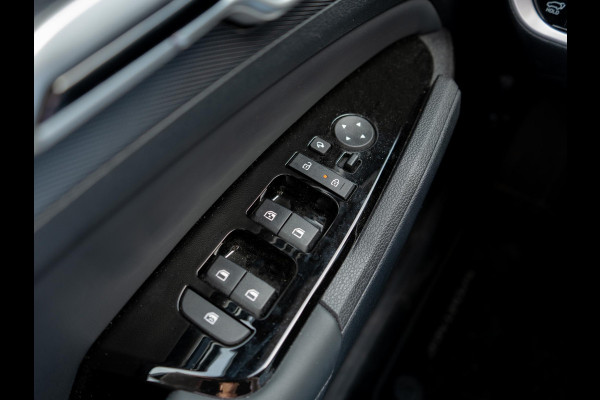 Kia Sportage 1.6 T-GDi Hybrid DynamicPlusLine | Navigatie | Stoel en stuurverwarming | Schuifkanteldak |