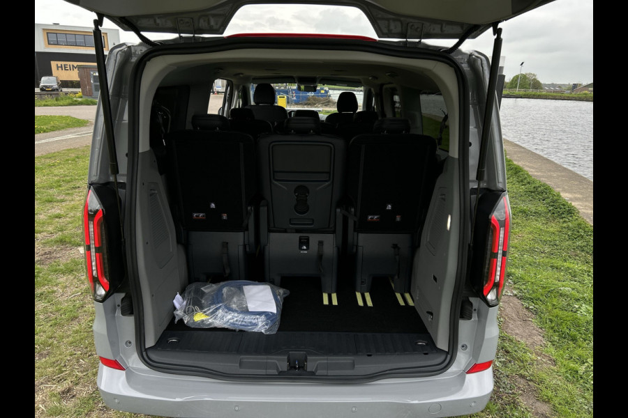 Ford E-Tourneo Custom 340 L2H1 Titanium X 65 kWh 218pk Leer | 8-zits | B&O | 2x electr. schuifdeur | ACC | Navigatie | 360 camera € 52.250,00 excl. BTW