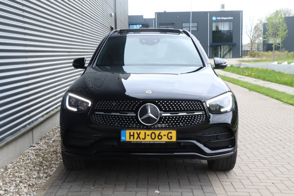 Mercedes-Benz GLC 300e | AMG / PANO / VOL!