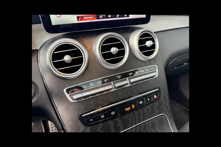 Mercedes-Benz GLC 300e | AMG / PANO / VOL!