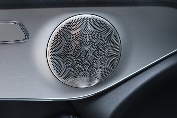 Mercedes-Benz GLC 300e | AMG / PANO / VOL!