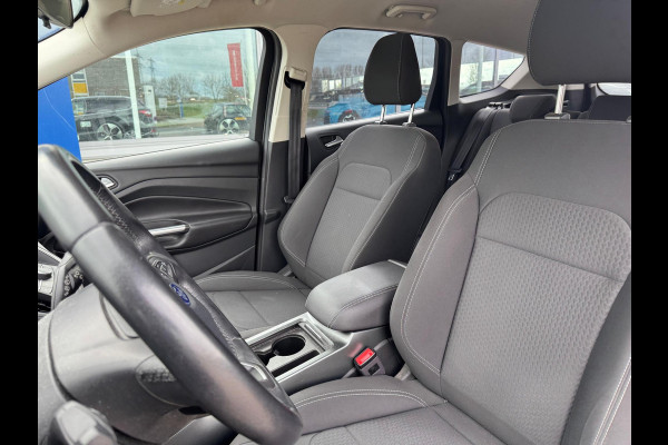 Ford Kuga 1.5 EcoBoost Trend Ultimate 120pk | SYNC 3 Navigatie | Voorruit verwarming | Trekhaak