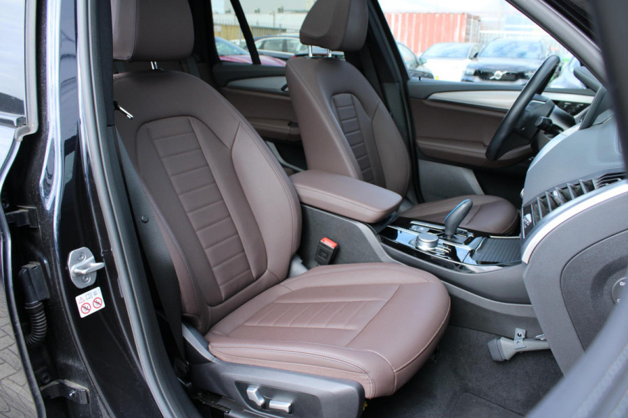 BMW iX3 Executive 80 kWh NL-AUTO SHADOW LINE | PANODAK | LEDER