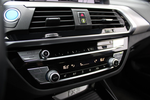 BMW iX3 Executive 80 kWh NL-AUTO SHADOW LINE | PANODAK | LEDER