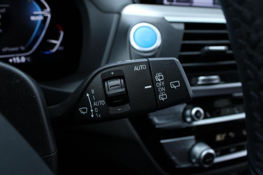 BMW iX3 Executive 80 kWh NL-AUTO SHADOW LINE | PANODAK | LEDER