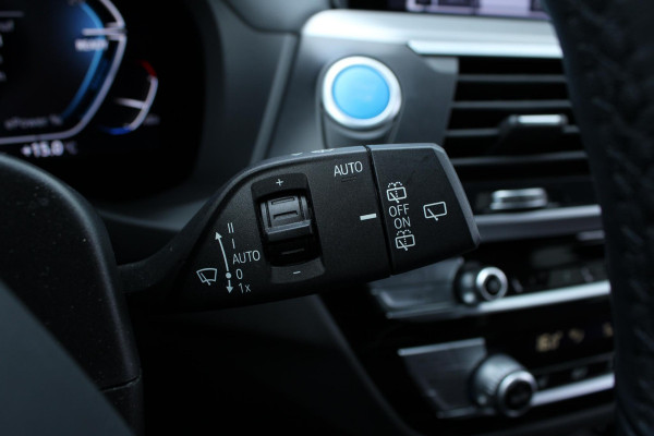 BMW iX3 Executive 80 kWh NL-AUTO SHADOW LINE | PANODAK | LEDER