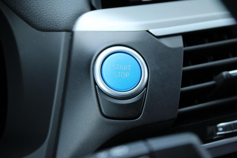 BMW iX3 Executive 80 kWh NL-AUTO SHADOW LINE | PANODAK | LEDER
