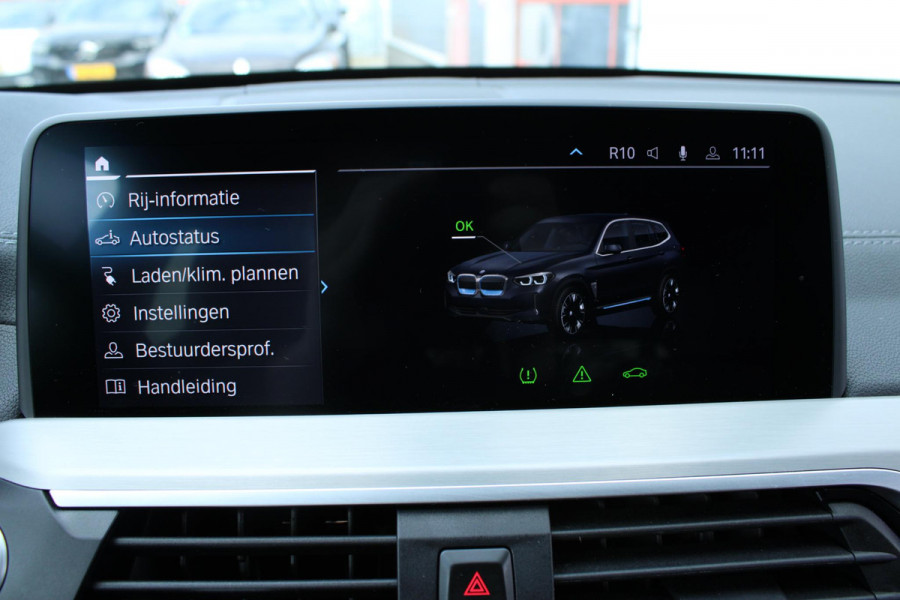 BMW iX3 Executive 80 kWh NL-AUTO SHADOW LINE | PANODAK | LEDER