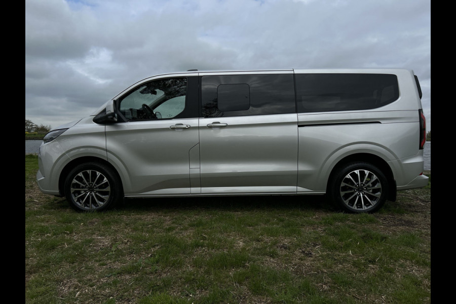 Ford E-Tourneo Custom 340 L2H1 Titanium X 65 kWh 218pk | Leer | 8-zits | B&O | 2x electr. schuifdeur | ACC | Navigatie | 360 camera € 52.250,00 excl. BTW