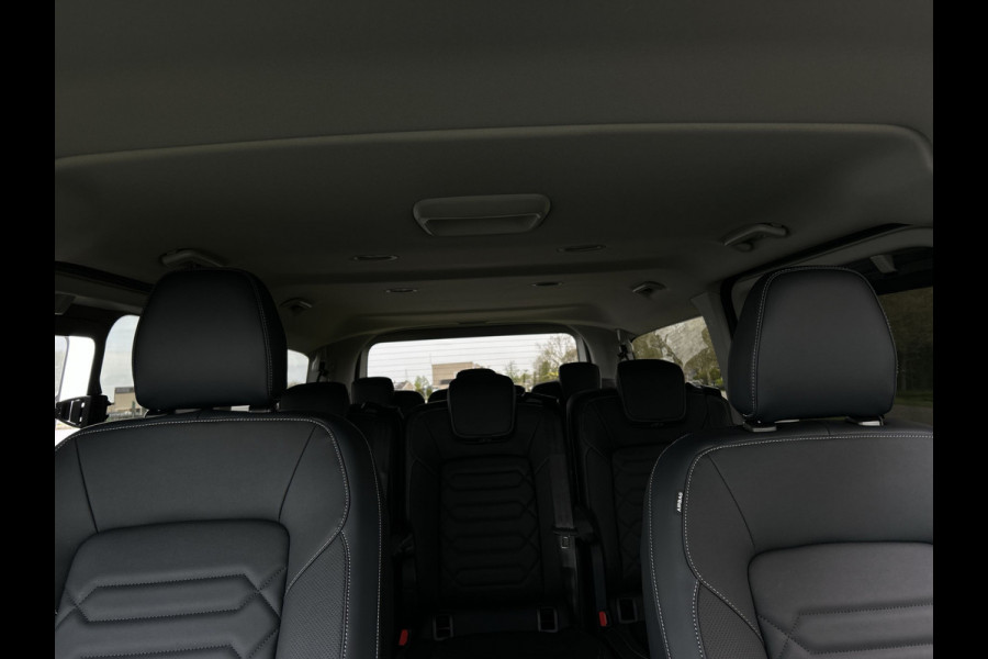 Ford E-Tourneo Custom 340 L2H1 Titanium X 65 kWh 218pk | Leer | 8-zits | B&O | 2x electr. schuifdeur | ACC | Navigatie | 360 camera € 52.250,00 excl. BTW