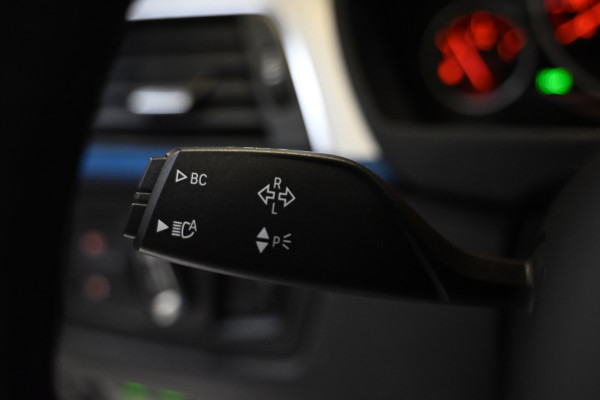 BMW 4 Serie Gran Coupé 420i M-Sport - Active Cruise Control - Schuifdak - Keyless Entry - HUD - Adaptieve LED Koplampen -