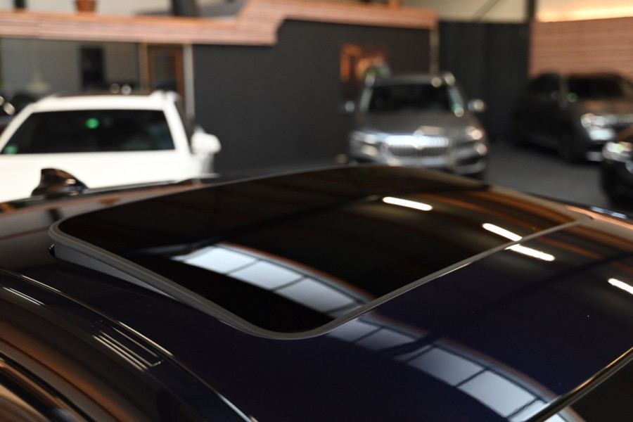 BMW 4 Serie Gran Coupé 420i M-Sport - Active Cruise Control - Schuifdak - Keyless Entry - HUD - Adaptieve LED Koplampen -