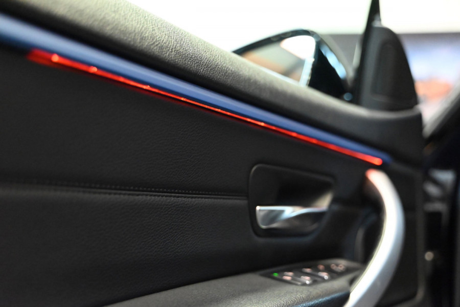 BMW 4 Serie Gran Coupé 420i M-Sport - Active Cruise Control - Schuifdak - Keyless Entry - HUD - Adaptieve LED Koplampen -