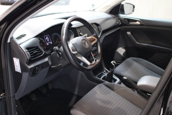 Volkswagen T-Cross 1.0 TSI Life PDC/Navigatie 1e eigenaar Prijs is rijklaar