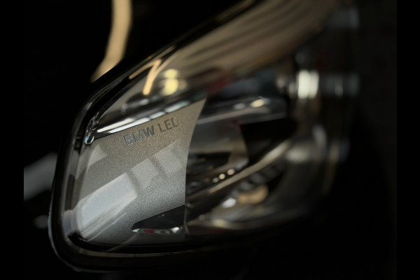 BMW X3 XDrive30e High Executive M-SPORT|PANO|HuD|LASER|KEYLESS|CARPLAY|SFEERVERLICHTING|LANE ASSIST|PLUG IN HYBRIDE|292PK|VOL!