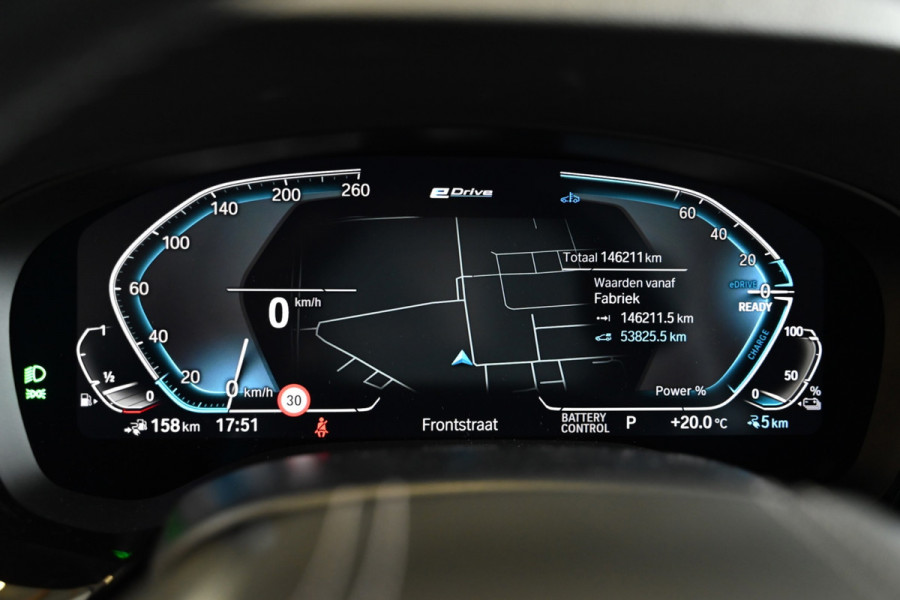 BMW 5 Serie Touring 530e xDrive High Executive - Active Cruise Control - Keyless Entry - Sfeerverlichting - Memory - HiFi -