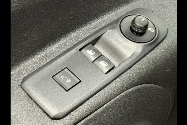 Peugeot Partner 1.5 BlueHDI Premium Airco App-connect Parkeersensoren Trekhaak