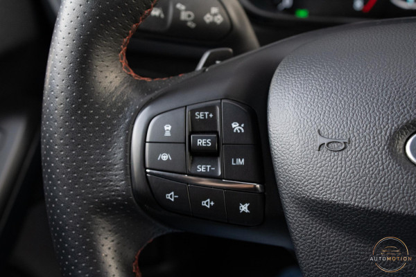 Ford Focus 1.0 EcoBoost ST-Line Camera Keyless Stoelverwarming Carplay Led