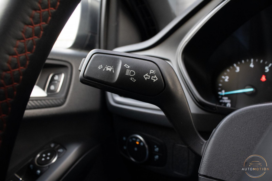 Ford Focus 1.0 EcoBoost ST-Line Camera Keyless Stoelverwarming Carplay Led
