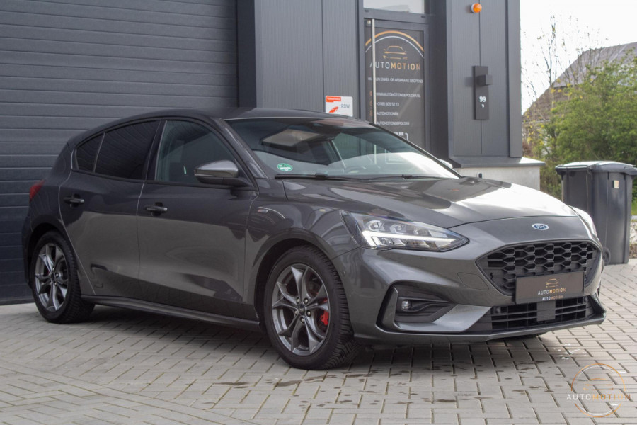 Ford Focus 1.0 EcoBoost ST-Line Camera Keyless Stoelverwarming Carplay Led
