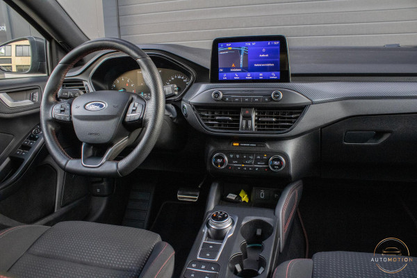 Ford Focus 1.0 EcoBoost ST-Line Camera Keyless Stoelverwarming Carplay Led