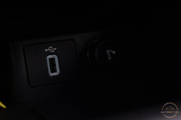 Ford Focus 1.0 EcoBoost ST-Line Camera Keyless Stoelverwarming Carplay Led