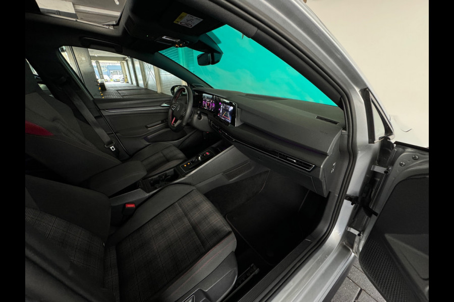Volkswagen Golf 2.0 TSI GTI Pano|H/K|HuD|Sfeer|Mistlampen