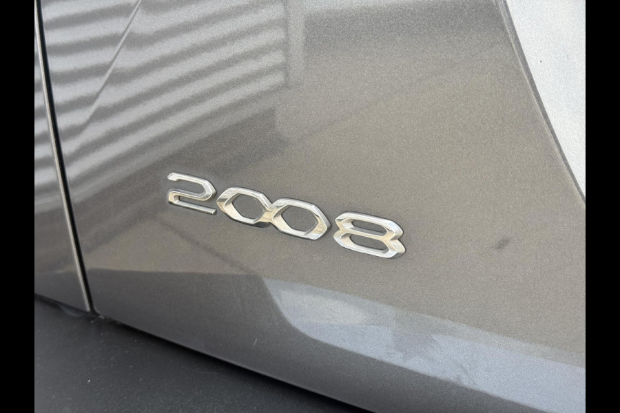Peugeot 2008 1.2 PureTech Allure Pack 1e Eigenaar|Navi|Carplay|Camera|Trekhaak|Clima|Cruise|LED Koplampen|D-riem v.v.|N.A.P|APK tot 07-2027