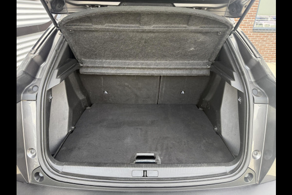 Peugeot 2008 1.2 PureTech Allure Pack 1e Eigenaar|Navi|Carplay|Camera|Trekhaak|Clima|Cruise|LED Koplampen|D-riem v.v.|N.A.P|APK tot 07-2027