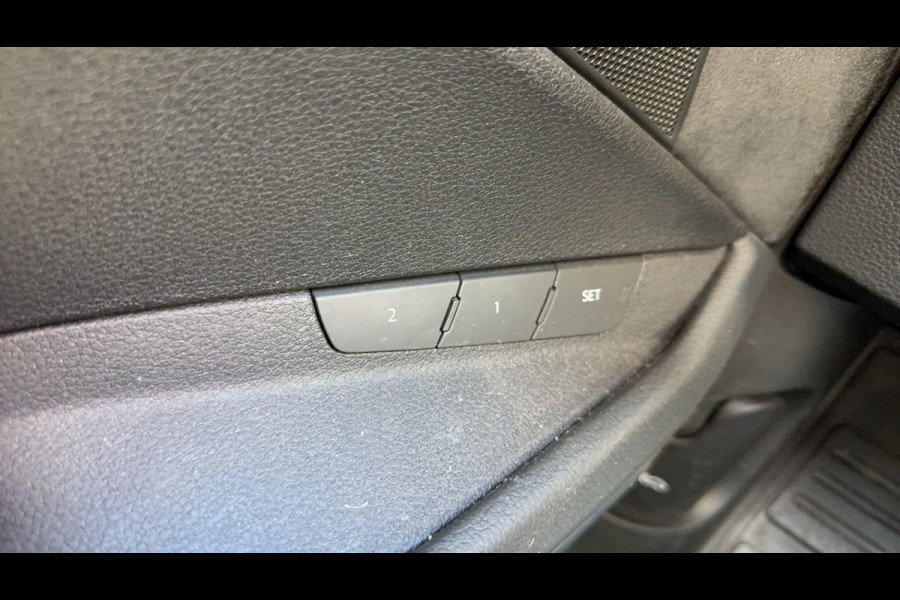 Audi e-tron Sportback 55 quattro S edition 95 kWh Panoramadak | B&O | HUD | LMV 21'' Wordt verwacht