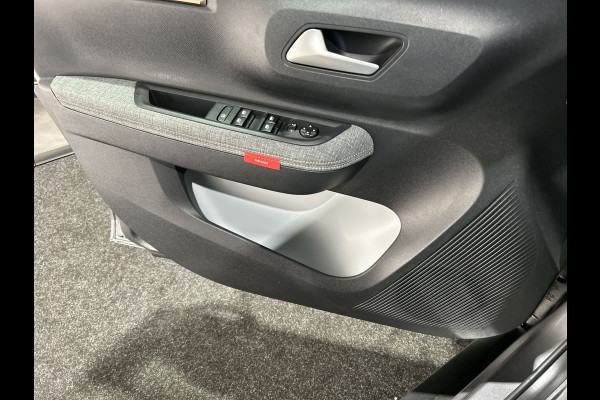 Citroën Ë-C3 Aircross Plus 113pk Comfort Range 44 kWh 11 kw lader | Apple Carplay | Parkeercamera nieuw! vanuit voorraad leverbaar