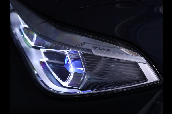 BMW X5 xDrive45e M Sport FULL OPTION [PANODAK SKYLOUNGE, LASER, BOWER&WILKINS, MASSAGE, STOELVERWARMING&VENTILATIE, TREKHAAK, NIEUWSTAAT]