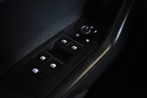 Volkswagen Polo GTI 2.0 TSI 210PK DSG VIRTUAL/CAMERA/LED ***