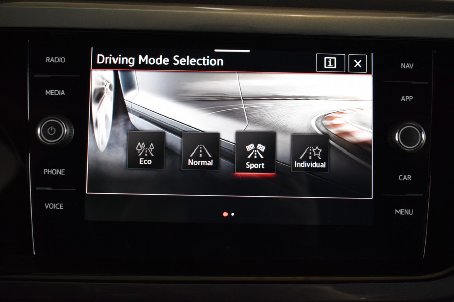 Volkswagen Polo GTI 2.0 TSI 210PK DSG VIRTUAL/CAMERA/LED ***