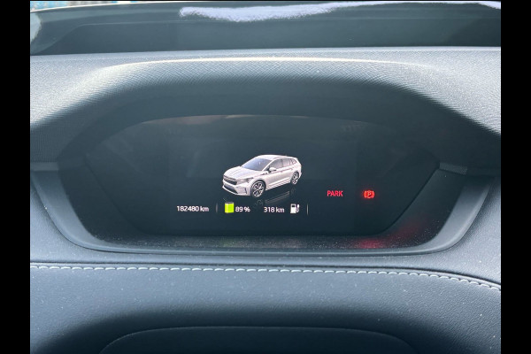 Škoda ENYAQ iV 80 Sportline / Full option! / Trekhaak / Panoramadak / 360Camera / Head-up / Leder&Alcantara / 21'' / CarPlay / Stoelverwarming 4x / Dodehoek / DAB / ACC / Warmtepomp / Zonescherm Zijruiten