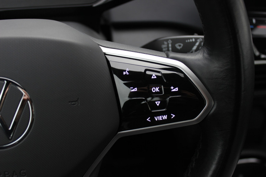 Volkswagen ID.3 Pure 45 kWh / CarPlay / Parkeerhulp V+A / 18'' / Stuur+Stoelverwarming / DAB / ACC / Warmtepomp