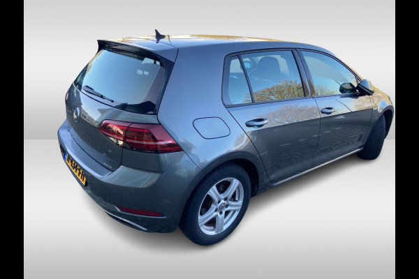 Volkswagen e-Golf e-Golf / Warmtepomp / Camera / Virtual Cockpit / Navigatie / 16'' / DAB / Stoelverwarming / ACC / CarPlay