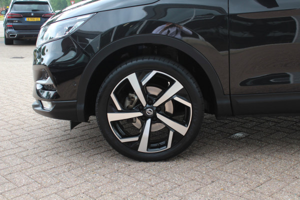 Nissan QASHQAI 1.2 Tekna / Trekhaak / Panoramadak / 360Camera / Navigatie / Keyless / Dodehoek / Cruise Control / DAB / 19''