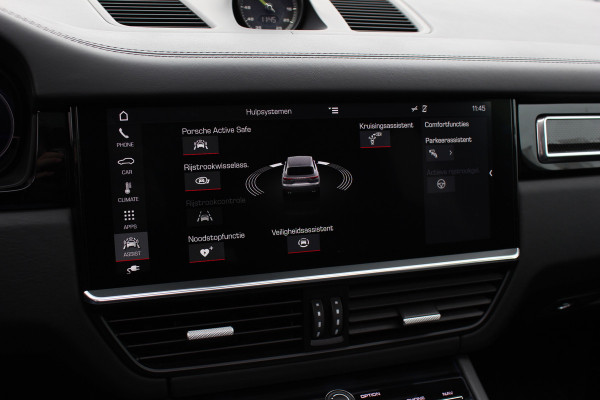 Porsche Cayenne 3.0 E-Hybrid / Panoramadak / Camera / Softclose / Keyless / Carbon intr. / Luchtvering / 21'' / Bose / Sfeerverlichting / Adaptieve stoelen / Stoelventilatie / Stoelverwarming 4x / Sportchrono / Dodehoek