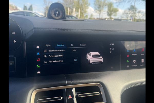 Porsche Taycan Cross Turismo 4 93 kWh / SoH 92,2% / Panoramadak / 360Camera / Passenger Display / Adaptieve Stoelen / Luchtvering / 21'' / Bose / Keyless / Sportchrono / Stoelventilatie / Stoelverwarming 4x / DAB / ACC