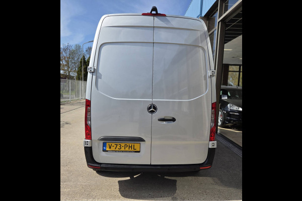 Mercedes-Benz Sprinter 215 CDI L2/H2 Automaat MBux systeem Airco Achteruitrijcamera